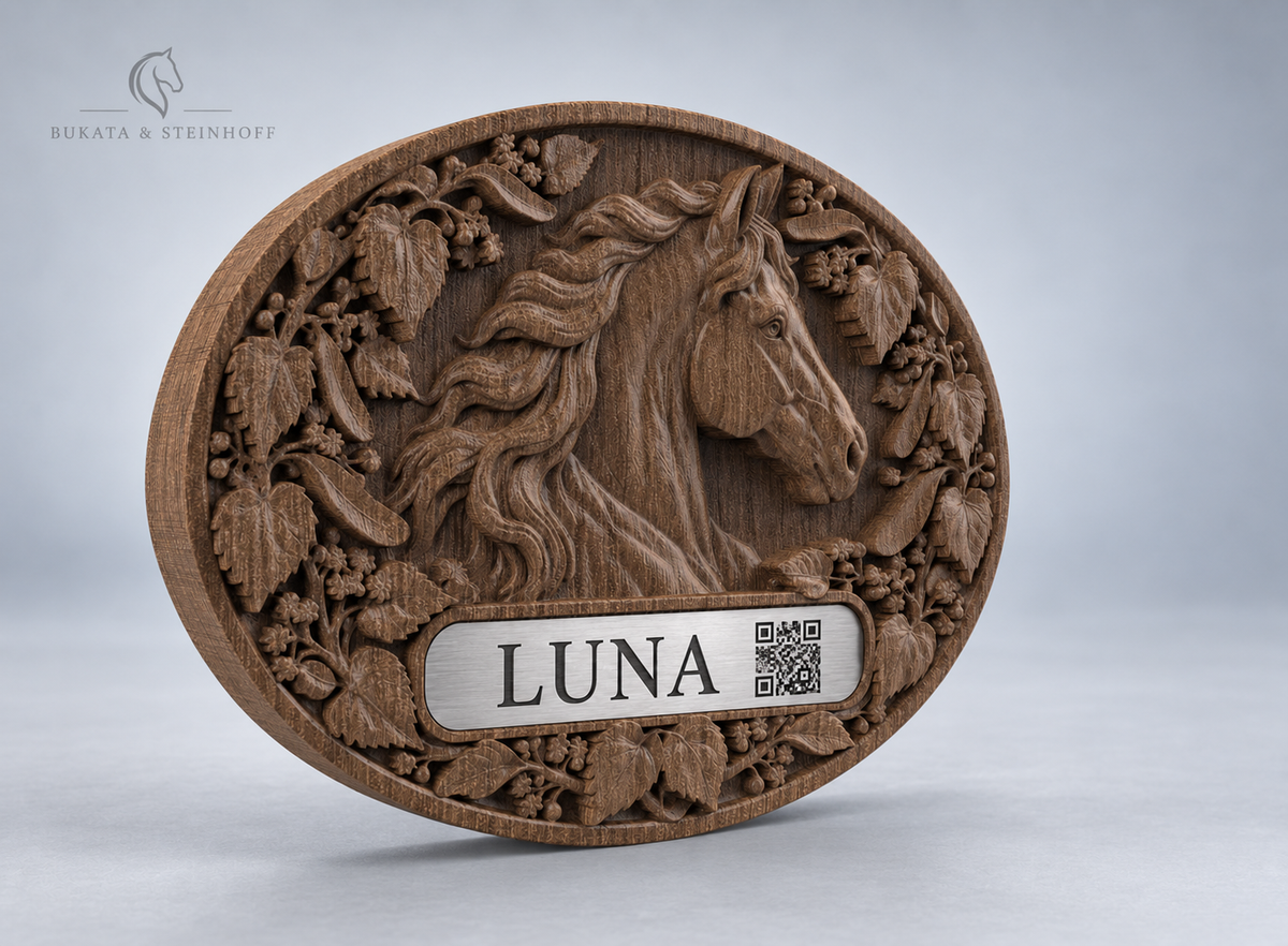 Ovales Pferdestallschild aus Holz mit Name & QR-Code №7
